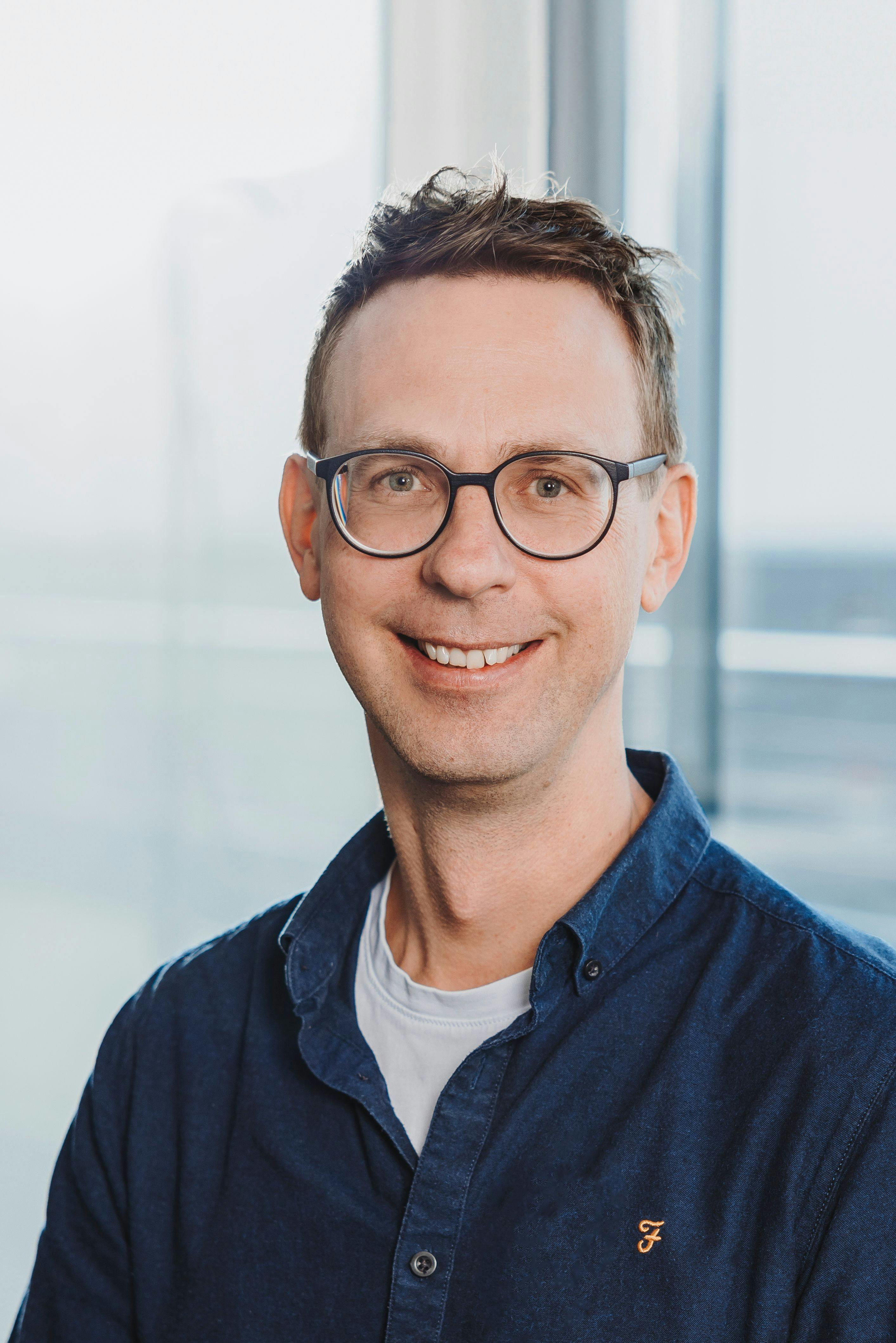 Linus Hüsler, Softwareentwickler und -architekt, Unternehmer bei Apptiva.
